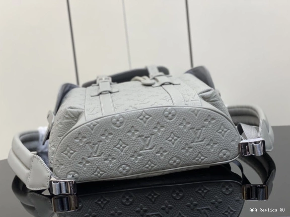 Aaa replica ru LOUIS PM VUITTON CHRISTOPHER 0815